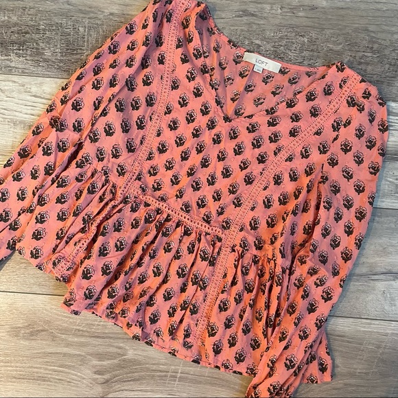 LOFT Tops - LOFT Floral Print Blouse